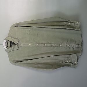 Eddie Bauer Wrinkle Resistant mens button down shirt - size Tall Large